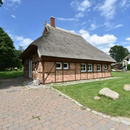 Hugo Fuer 4 Personen By Interhome Gross Stresow
